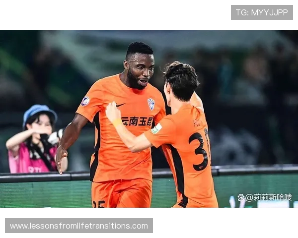 足球报:国安伤病问题严峻 俱乐部要求战玉昆做好点球准备 足球报:国安伤病问题严峻 俱乐部要求战玉昆做好点球准备