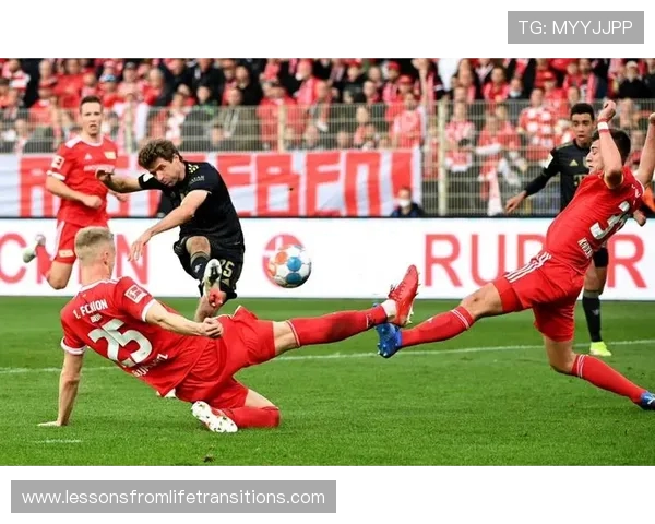 柏林联合与汉堡激战90分钟 双方攻防激烈未能破门最终0比0握手言和