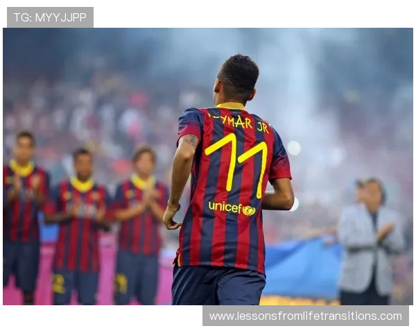 TA:巴萨出售内马尔所挣的钱本可用来改善财务,却被挥霍一空